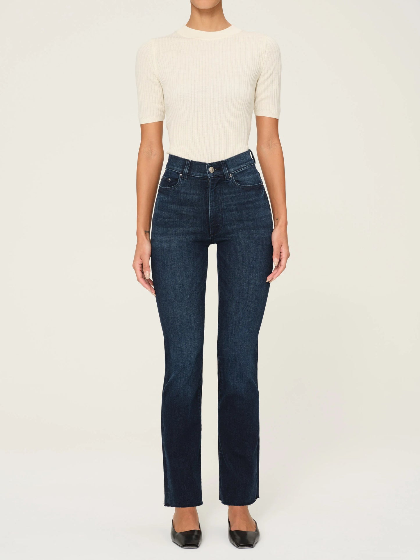 Halle Slim Straight Jean
