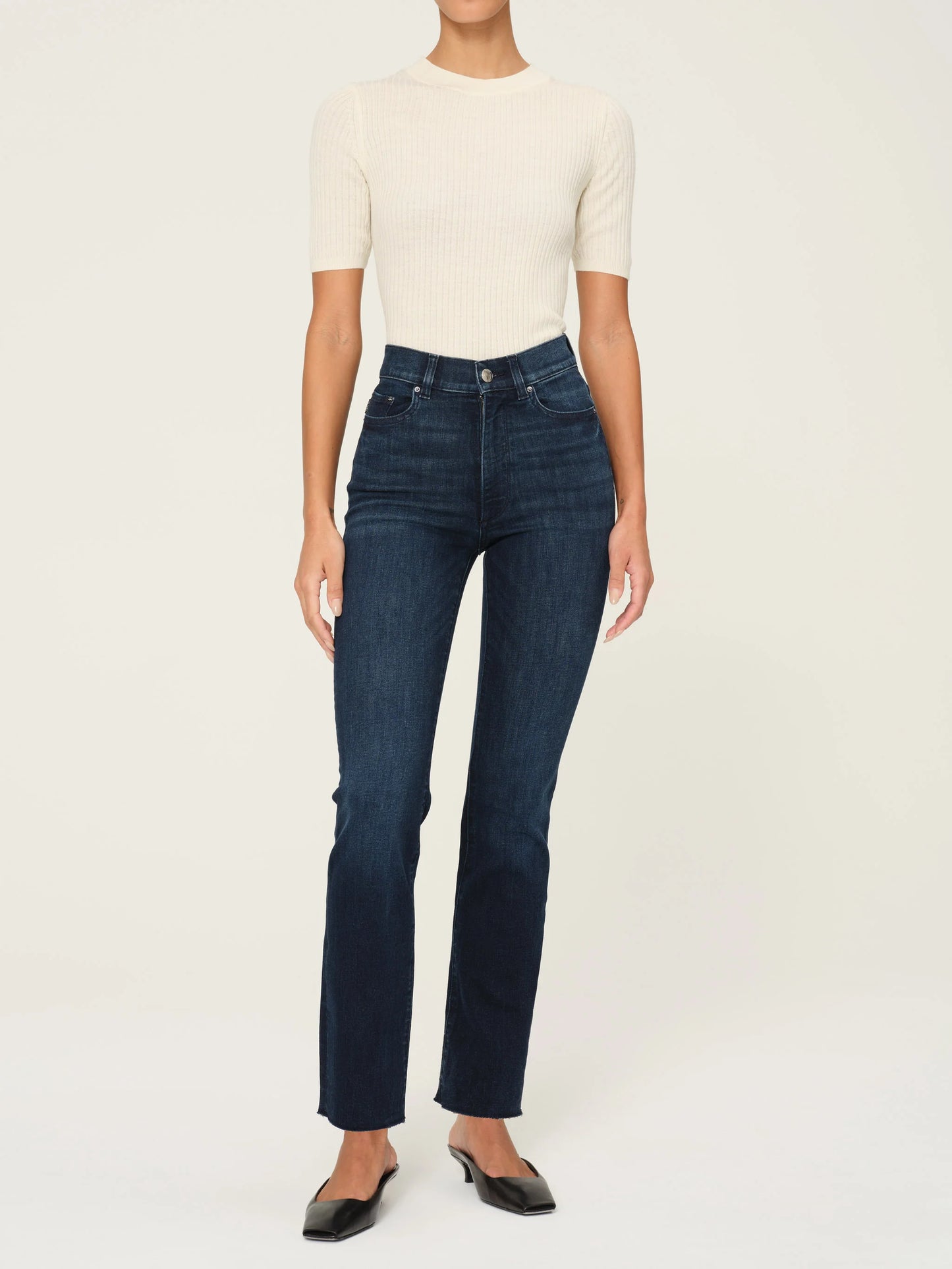 Halle Slim Straight Jean