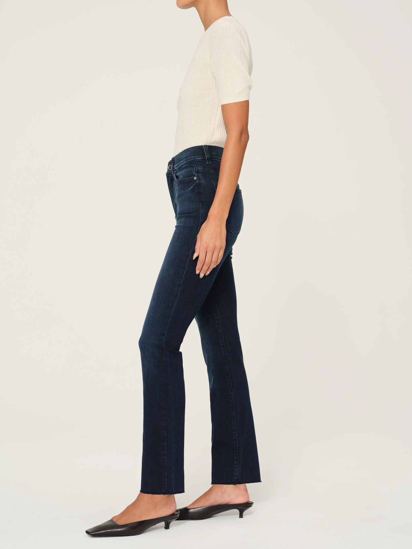Halle Slim Straight Jean