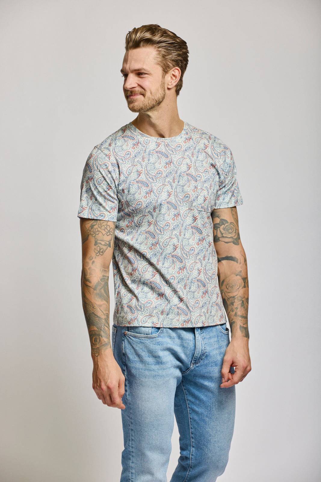 Paisley Short Sleeve - Easy Monday - Men's Crew Neck
