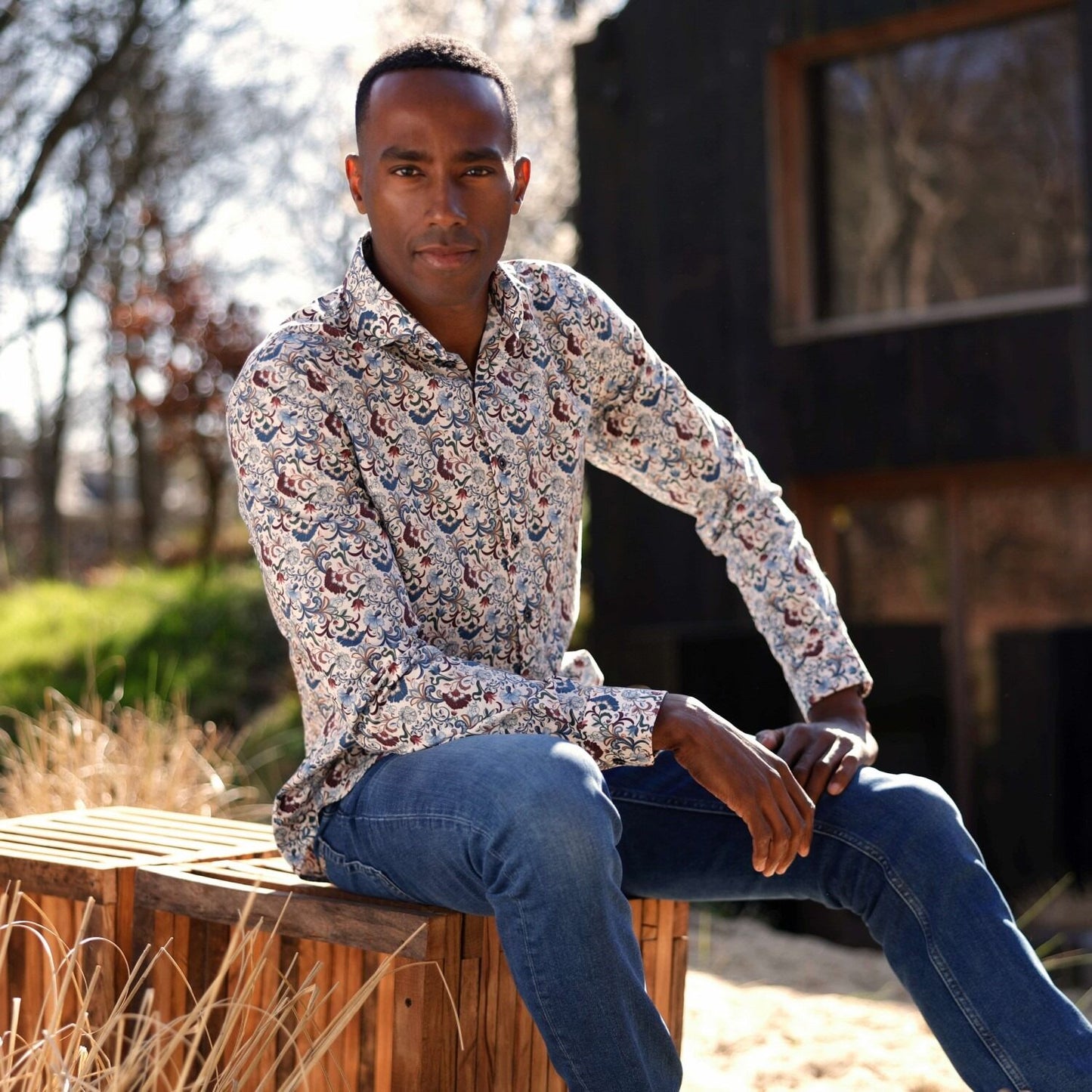 R2 Amsterdam Whimsical Fall Dress Shirt