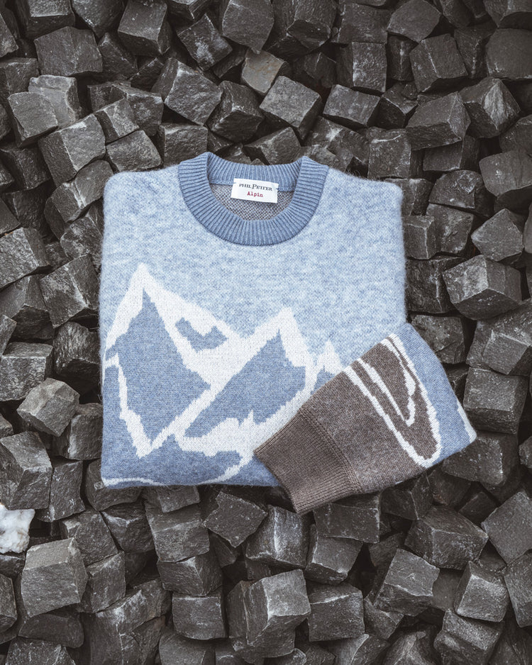 Phil Petter Crew Neck Sweater with Alpine Mountain Motif - Modern Fit