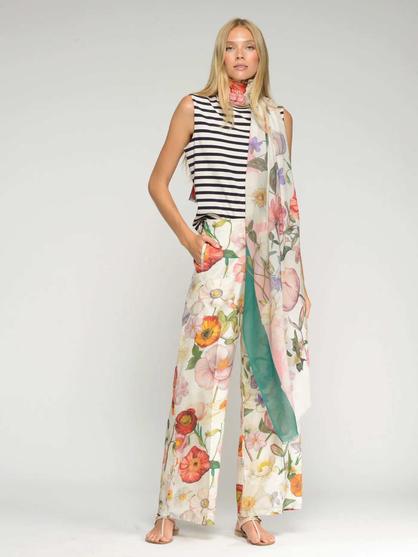 Vilagallo Multicolored Floral Trouser