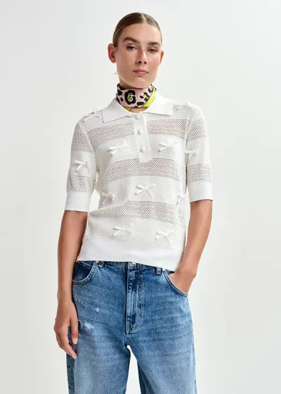 Essential Antwerp -  Off-White Bow Embellished Knit Polo