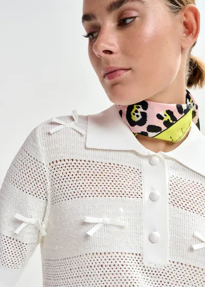 Essential Antwerp -  Off-White Bow Embellished Knit Polo
