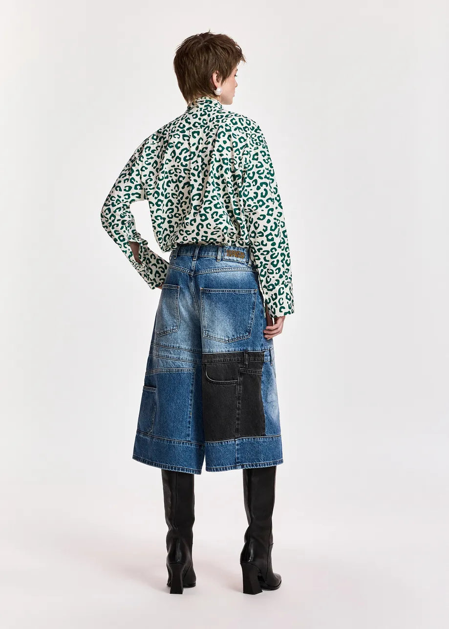 Essentiel Antwerp Dark blue and black dual-panel patchwork denim shorts