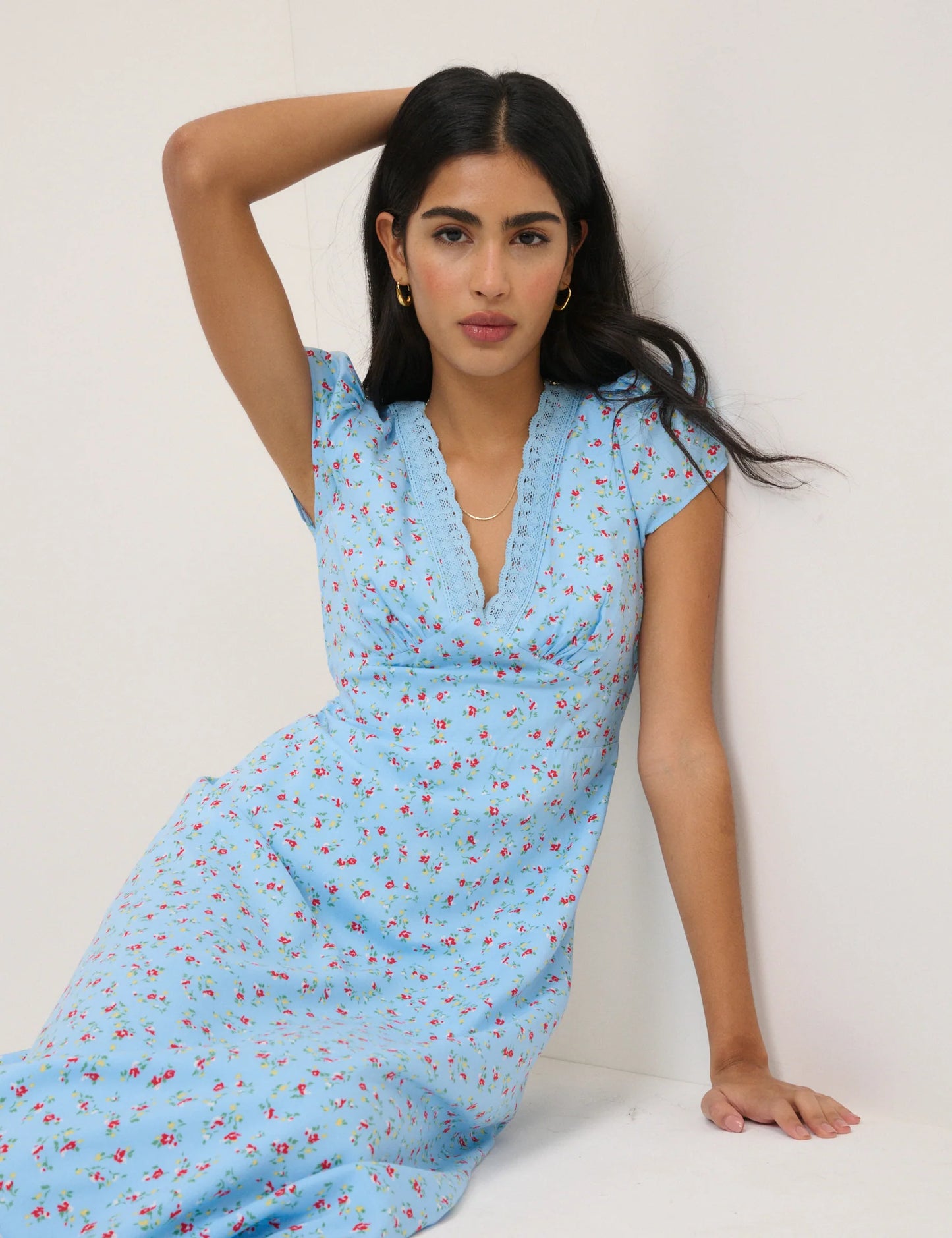 Nobody's Child - Blue Ditsy Floral Kacey Midi Dress
